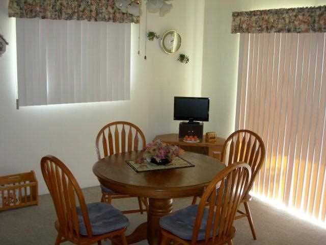 504 E A St - Photo 5
