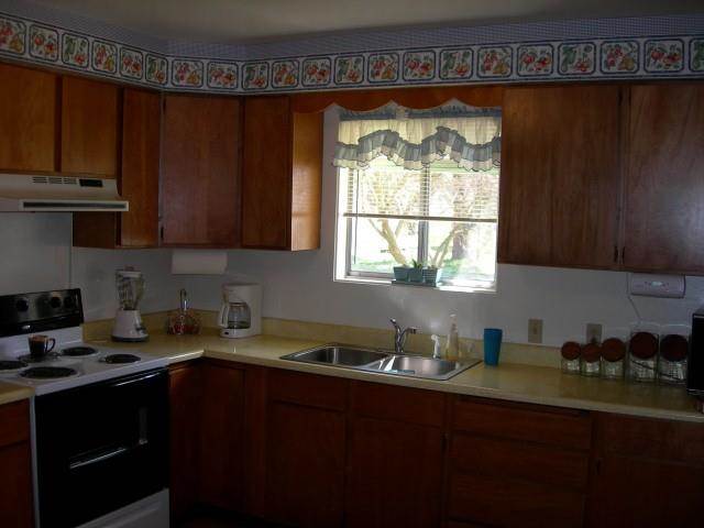 504 E A St - Photo 8