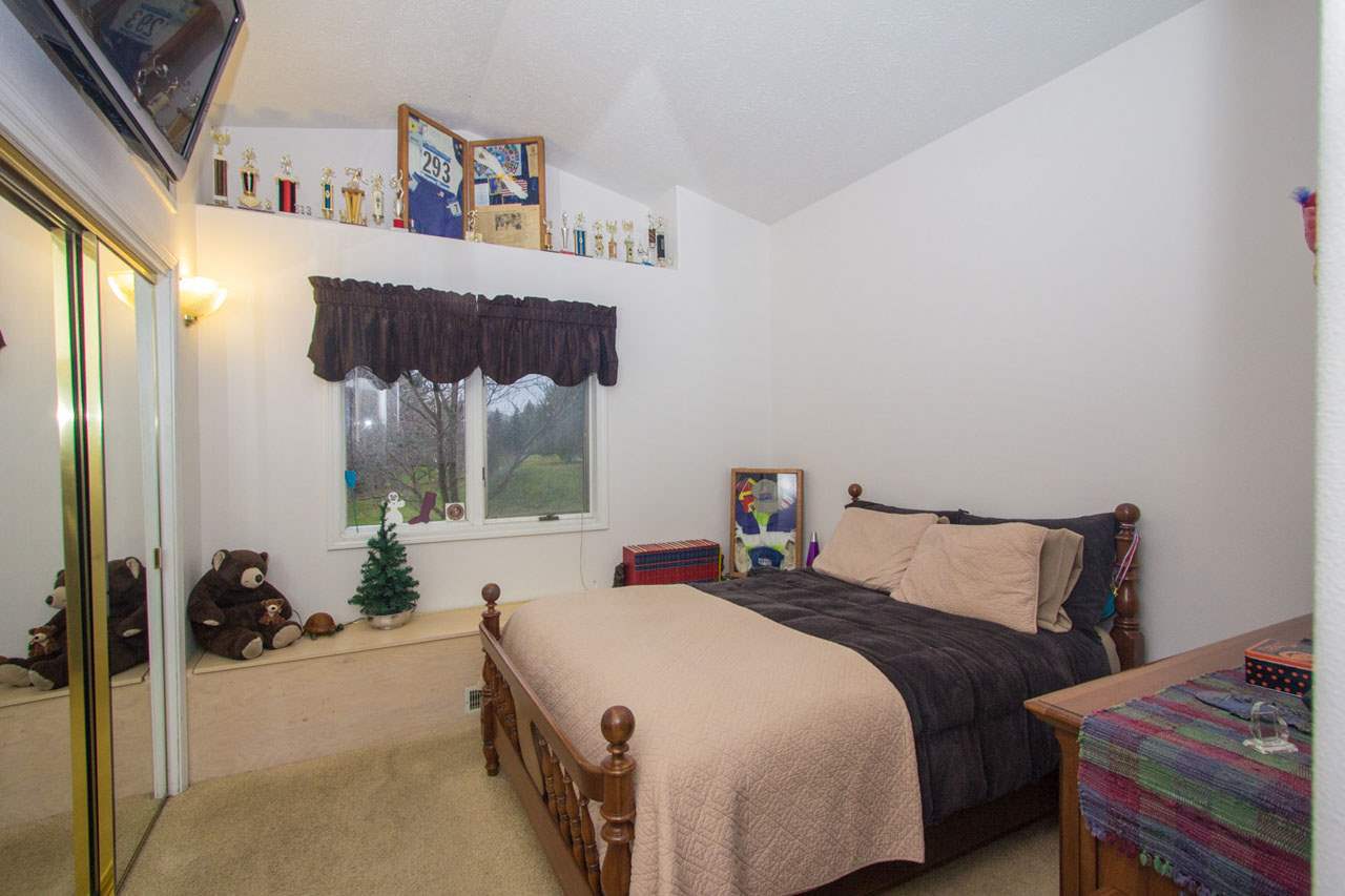 606 N Village Ln - Photo 13
