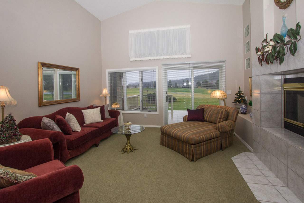 606 N Village Ln - Photo 4