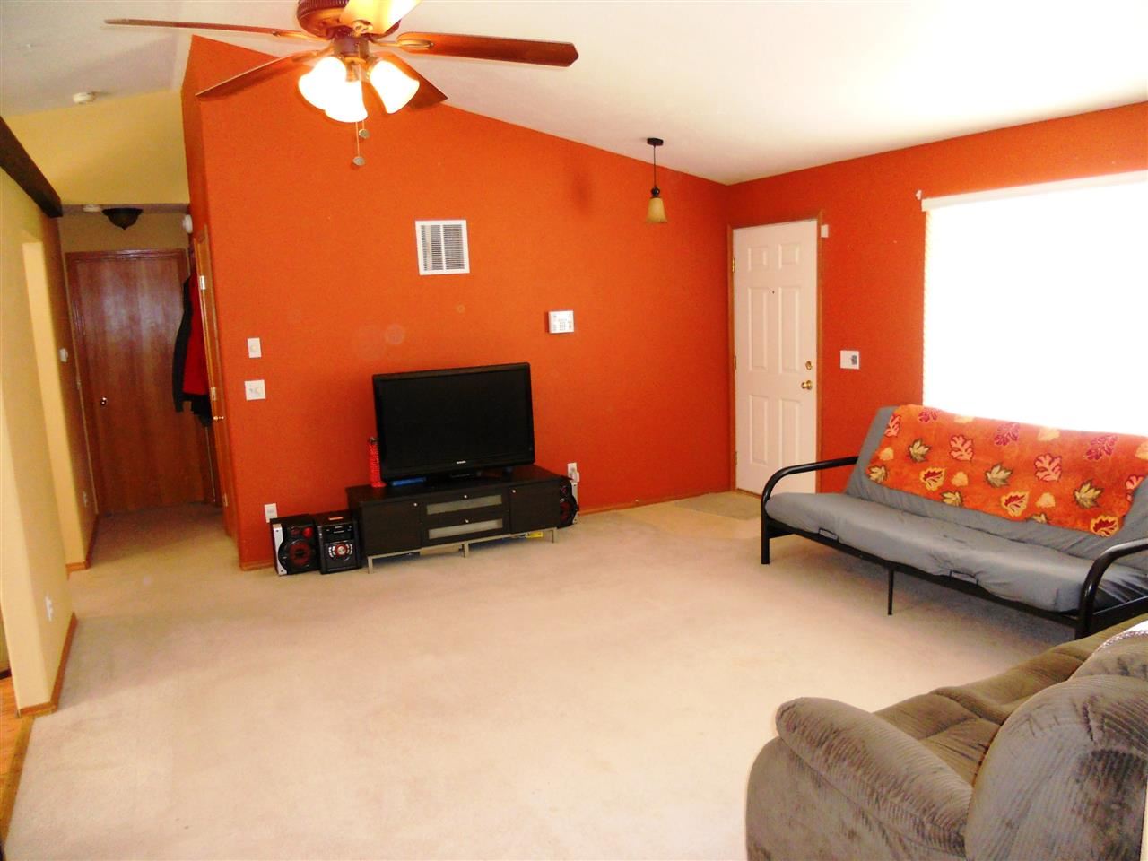 1007 N Christopher St - Photo 6