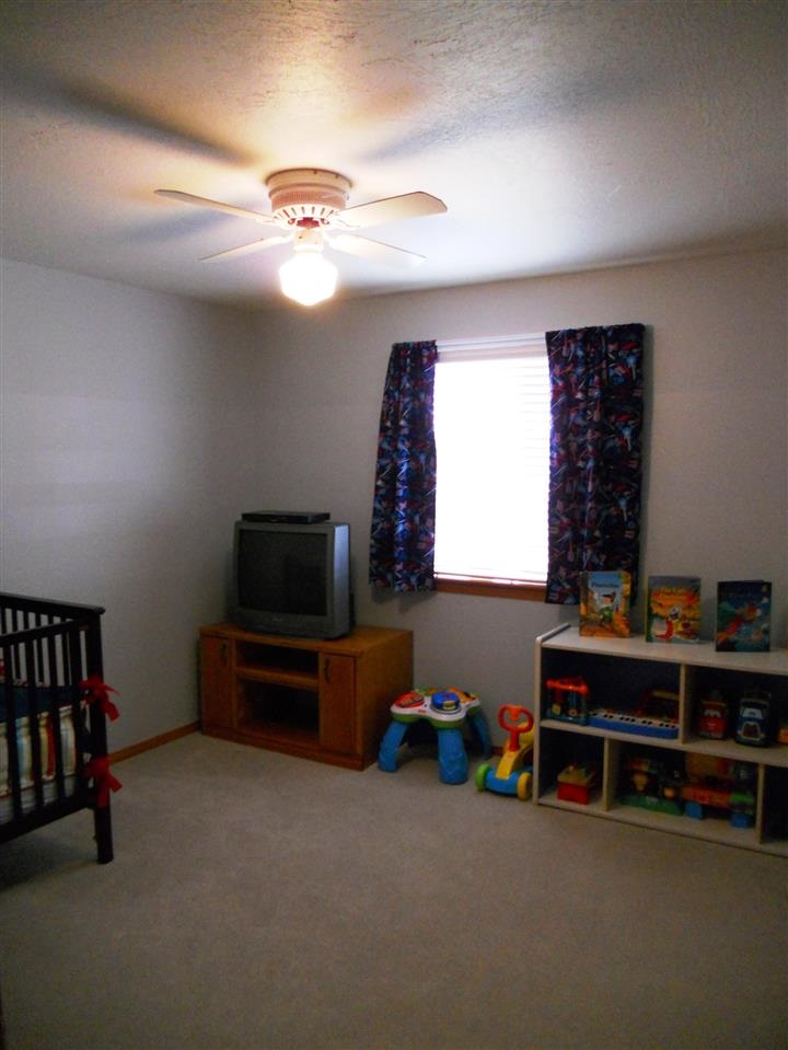 1007 N Christopher St - Photo 9