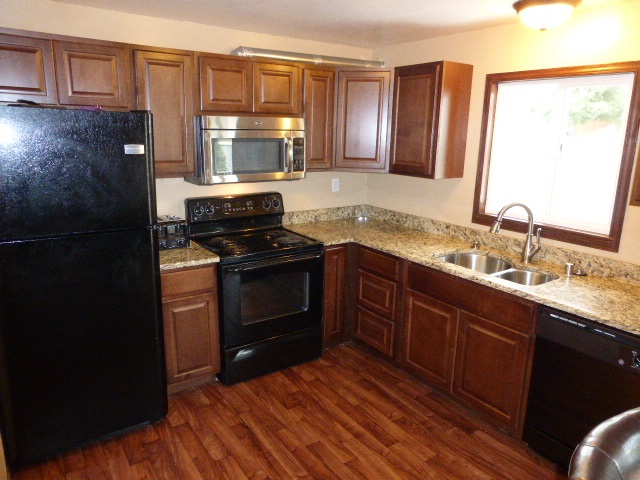 3423 E Glass Ave - Photo 3