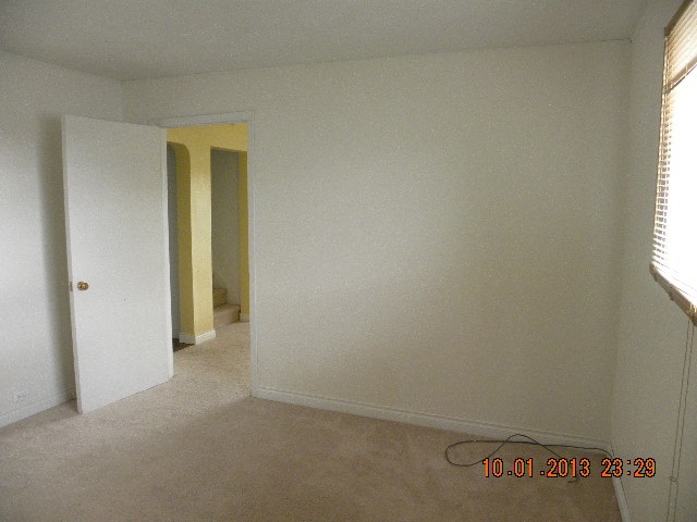 204 7th St - Photo 12