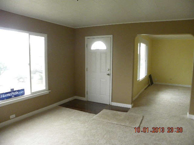204 7th St - Photo 5