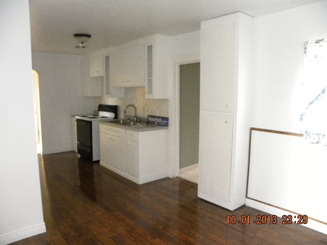 204 7th St - Photo 9