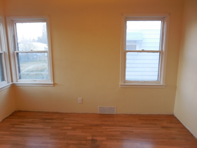 4803 N Normandie St - Photo 12
