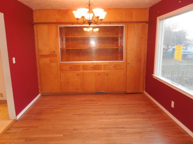4803 N Normandie St - Photo 6