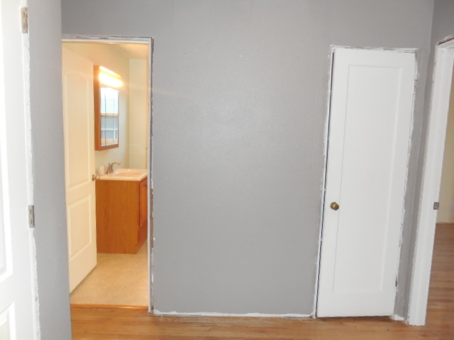 4803 N Normandie St - Photo 9