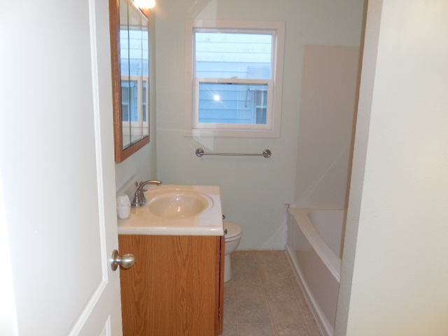 4803 N Normandie St - Photo 10