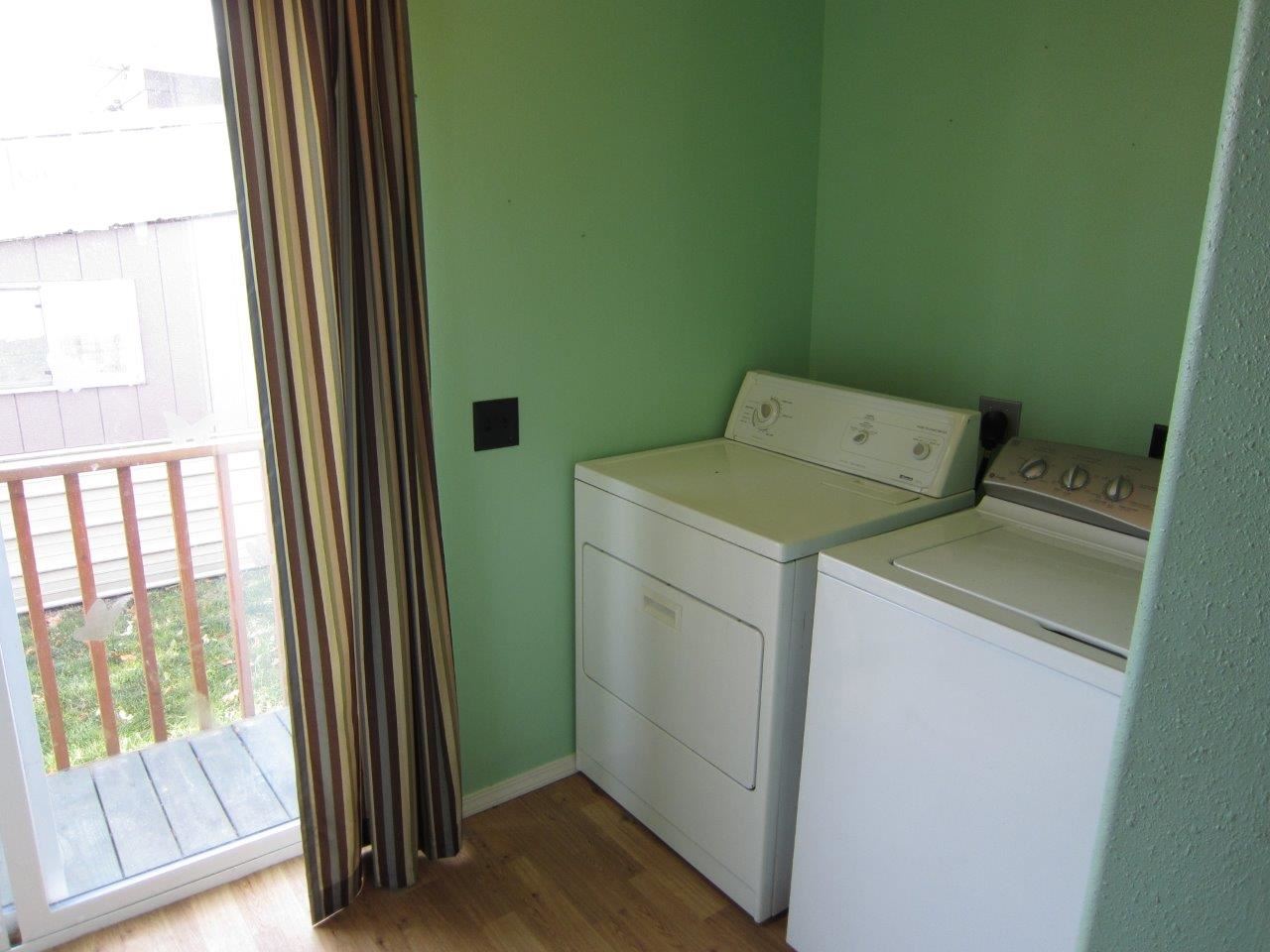 1109 E Crown Ave - Photo 12