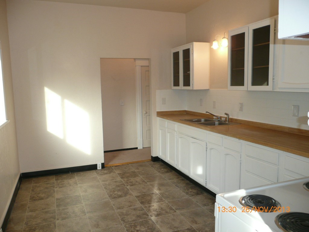715 W Montgomery Ave - Photo 8