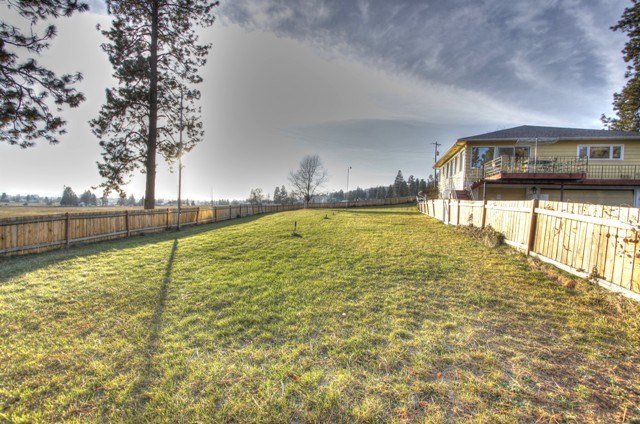 6302 N Lynden Rd - Photo 15