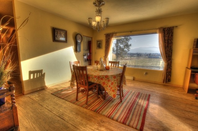 6302 N Lynden Rd - Photo 5