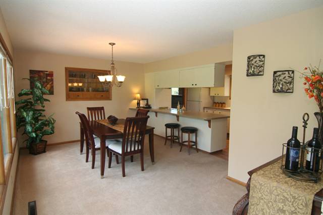 5020 S Perry St - Photo 5