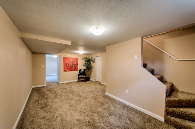 6120 N ELGIN St - Photo 10