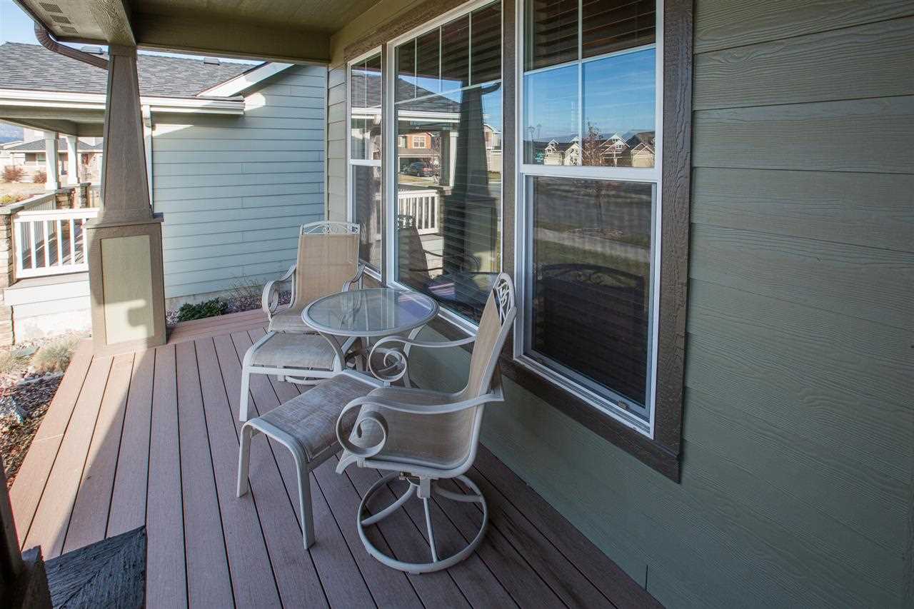 1902 N Meyers Rd - Photo 3