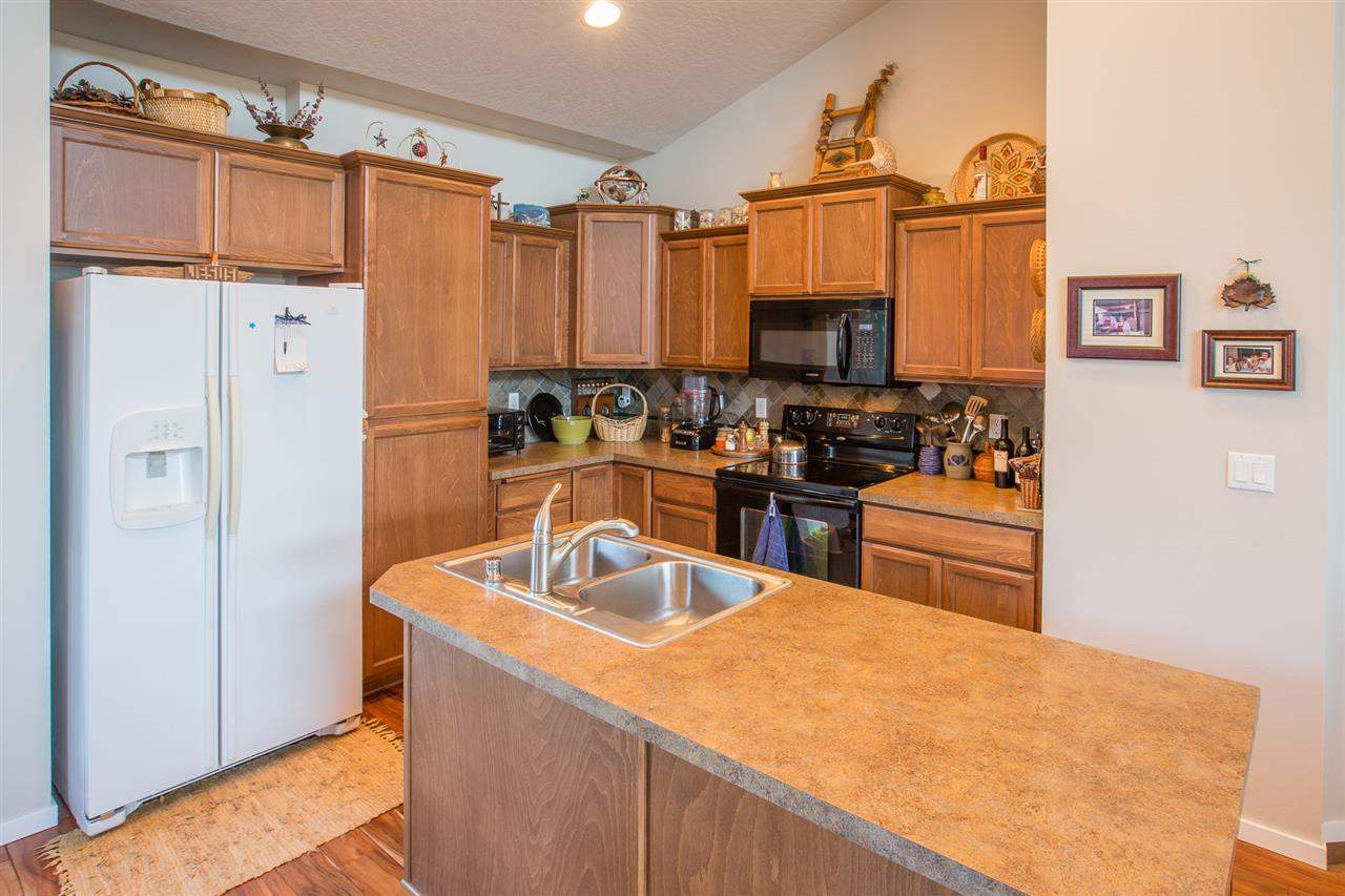 1902 N Meyers Rd - Photo 6