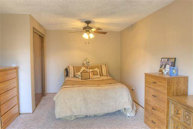 2514 E Heroy - Photo 7