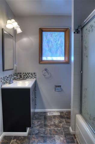2514 E Heroy - Photo 8