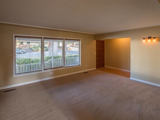 11306 E 18th Ave - Photo 2