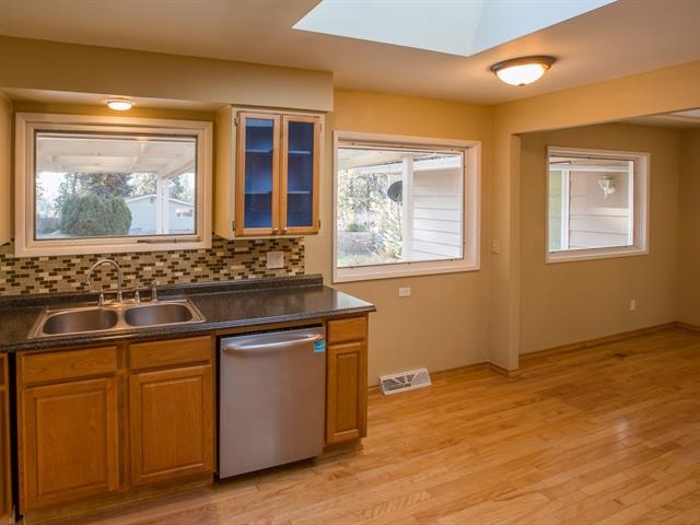 11306 E 18th Ave - Photo 5