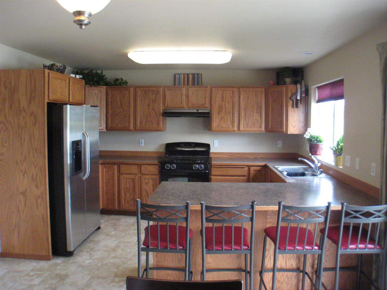 2221 N Eden Rd - Photo 3