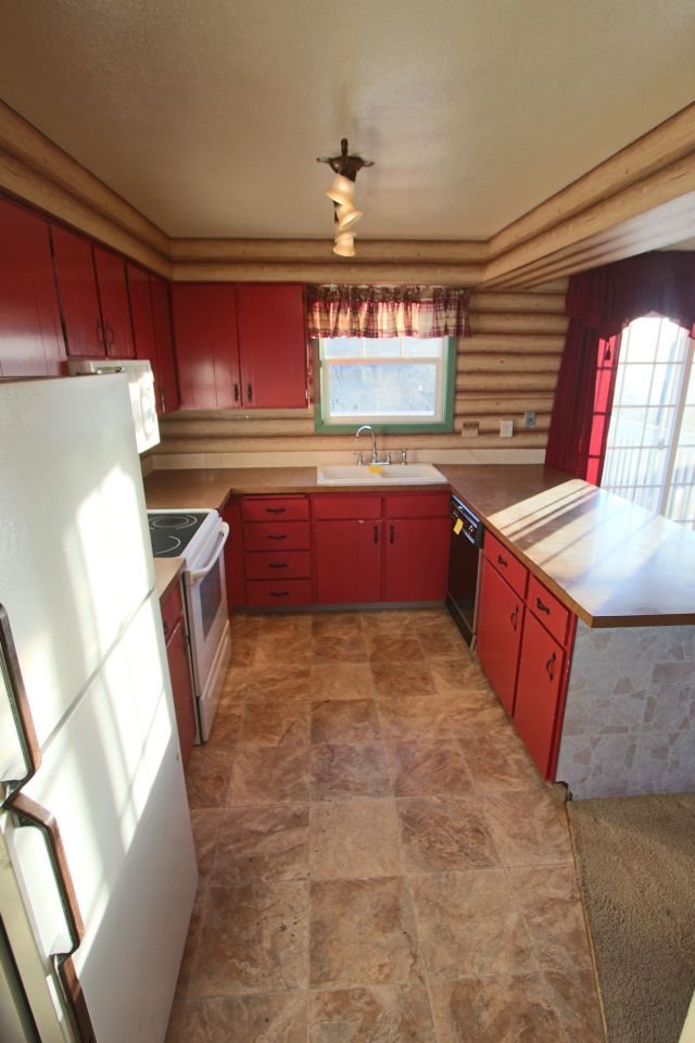 2608 E Longfellow Ave - Photo 4