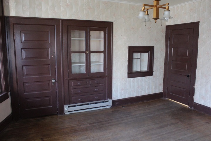 1503 W 9TH Ave - Photo 3