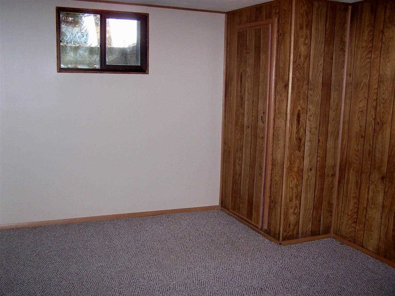 211 S 3rd St - Photo 14
