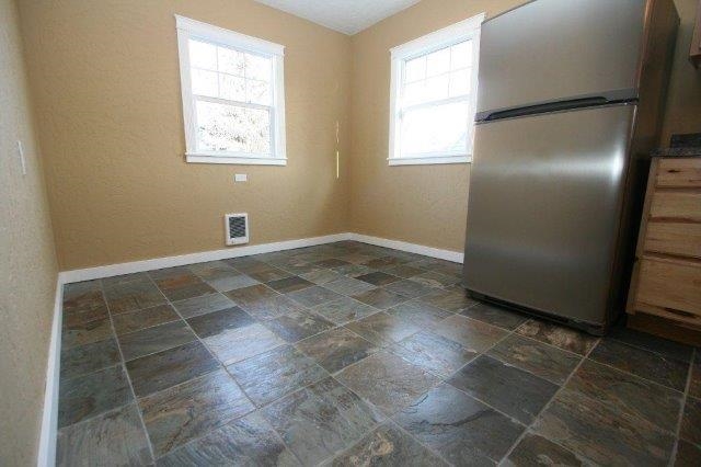 118 S Weaver St - Photo 15