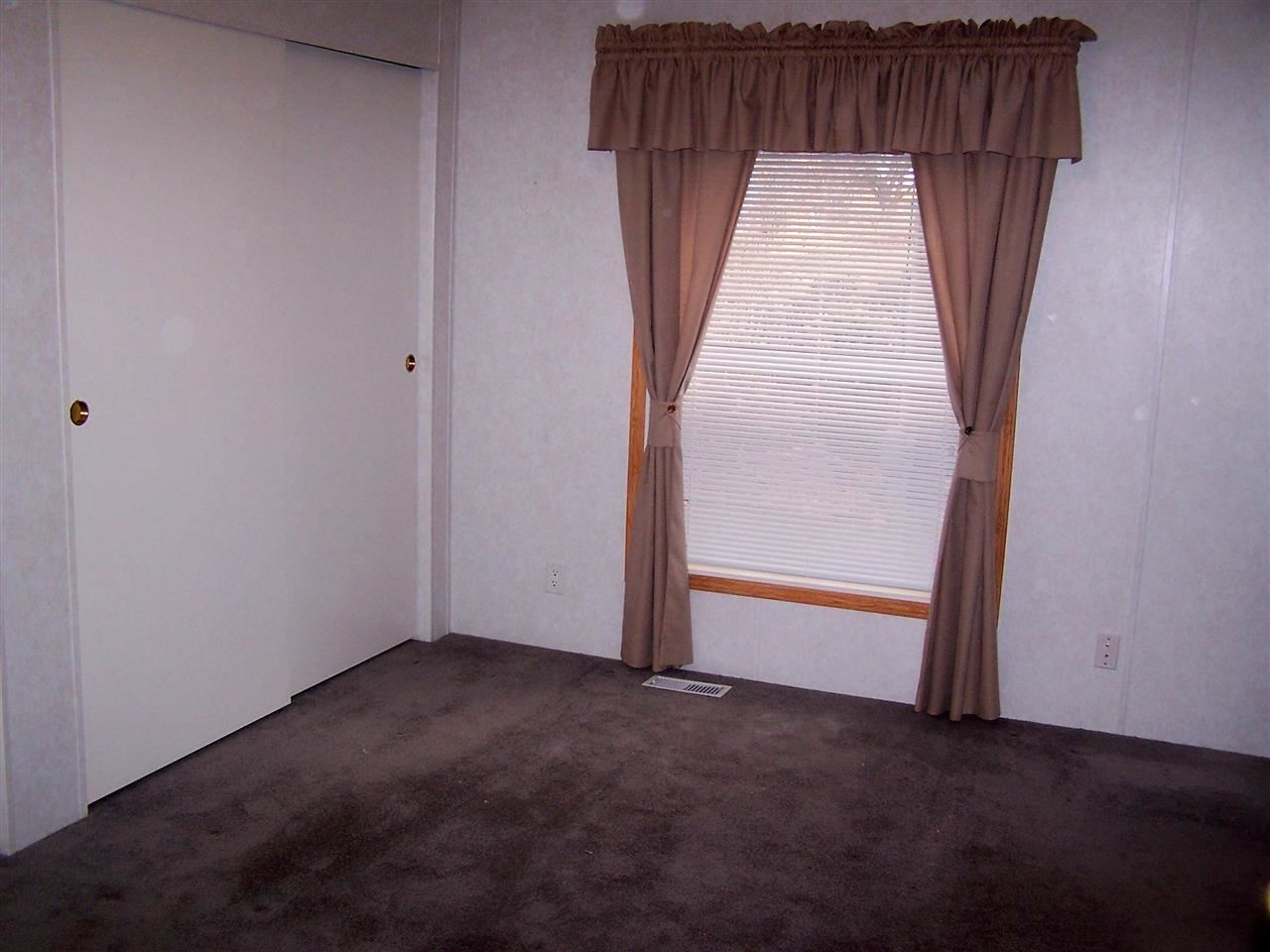 250 N Pine St - Photo 7