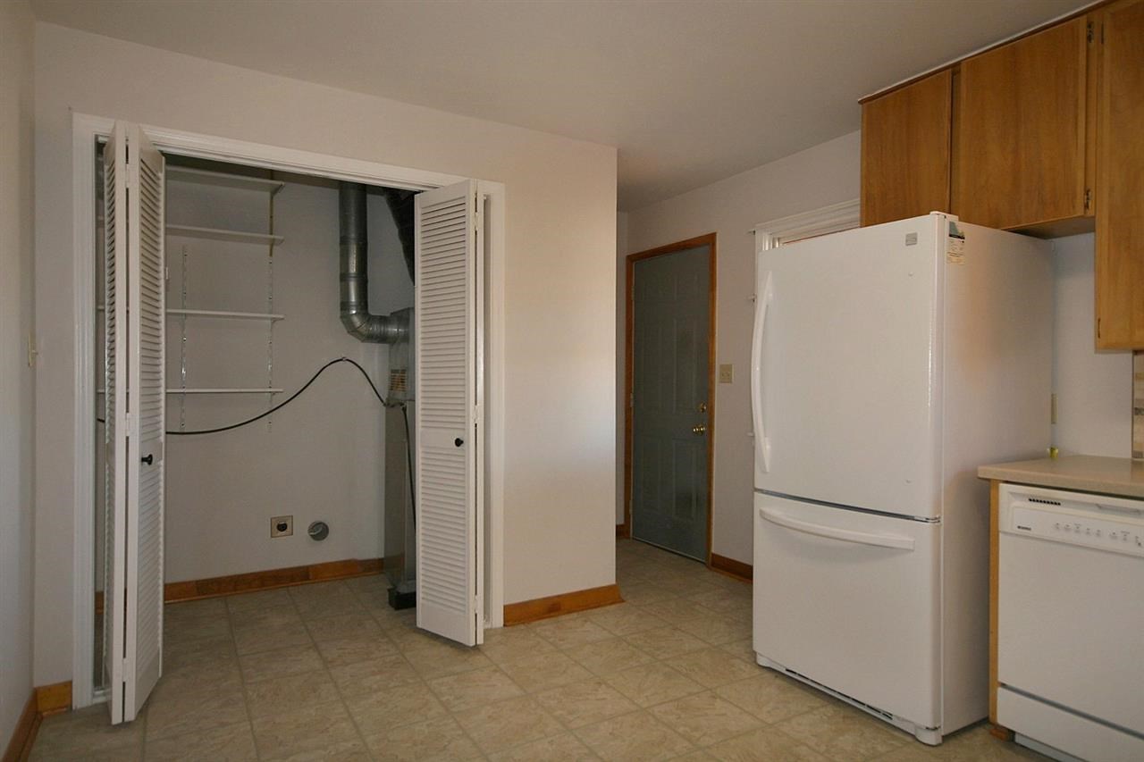 742 S Lawson St - Photo 9