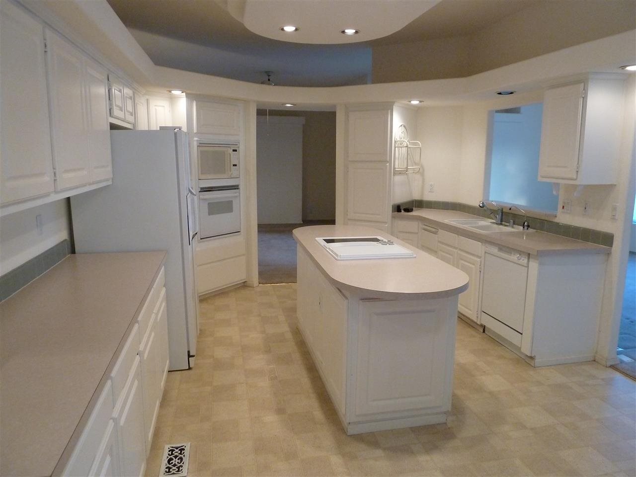 19006 E Montgomery Dr - Photo 9