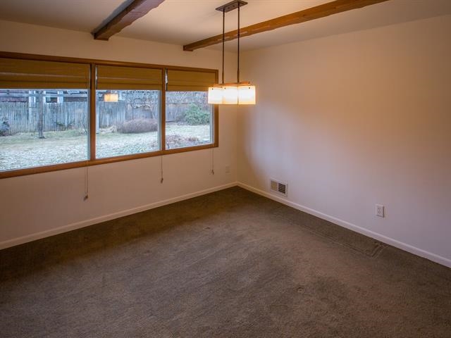 126 W 40th Ave - Photo 12