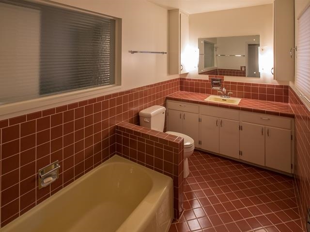 126 W 40th Ave - Photo 14