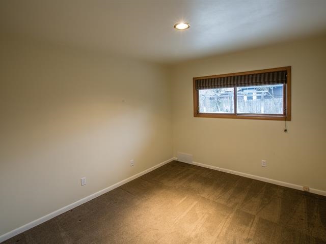 126 W 40th Ave - Photo 15