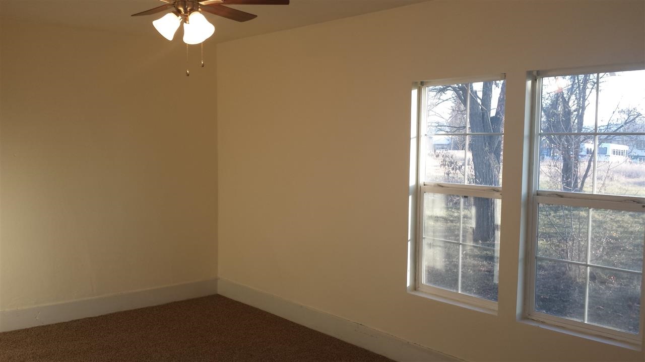 2924 N University Rd - Photo 5