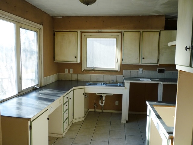 2211 E Euclid Ave - Photo 5