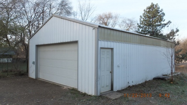 7707 N Market St - Photo 9