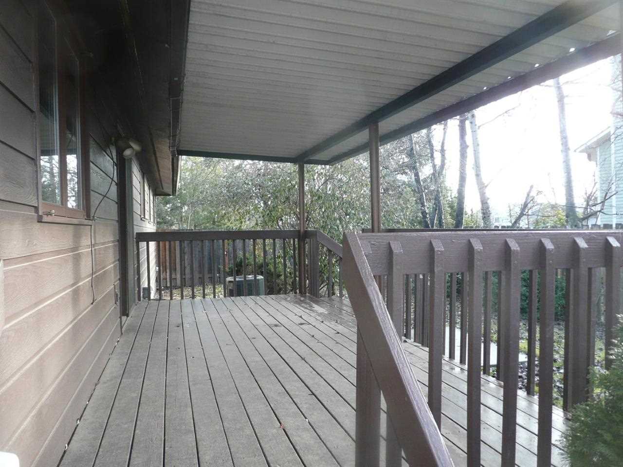 306 Oakland St - Photo 14
