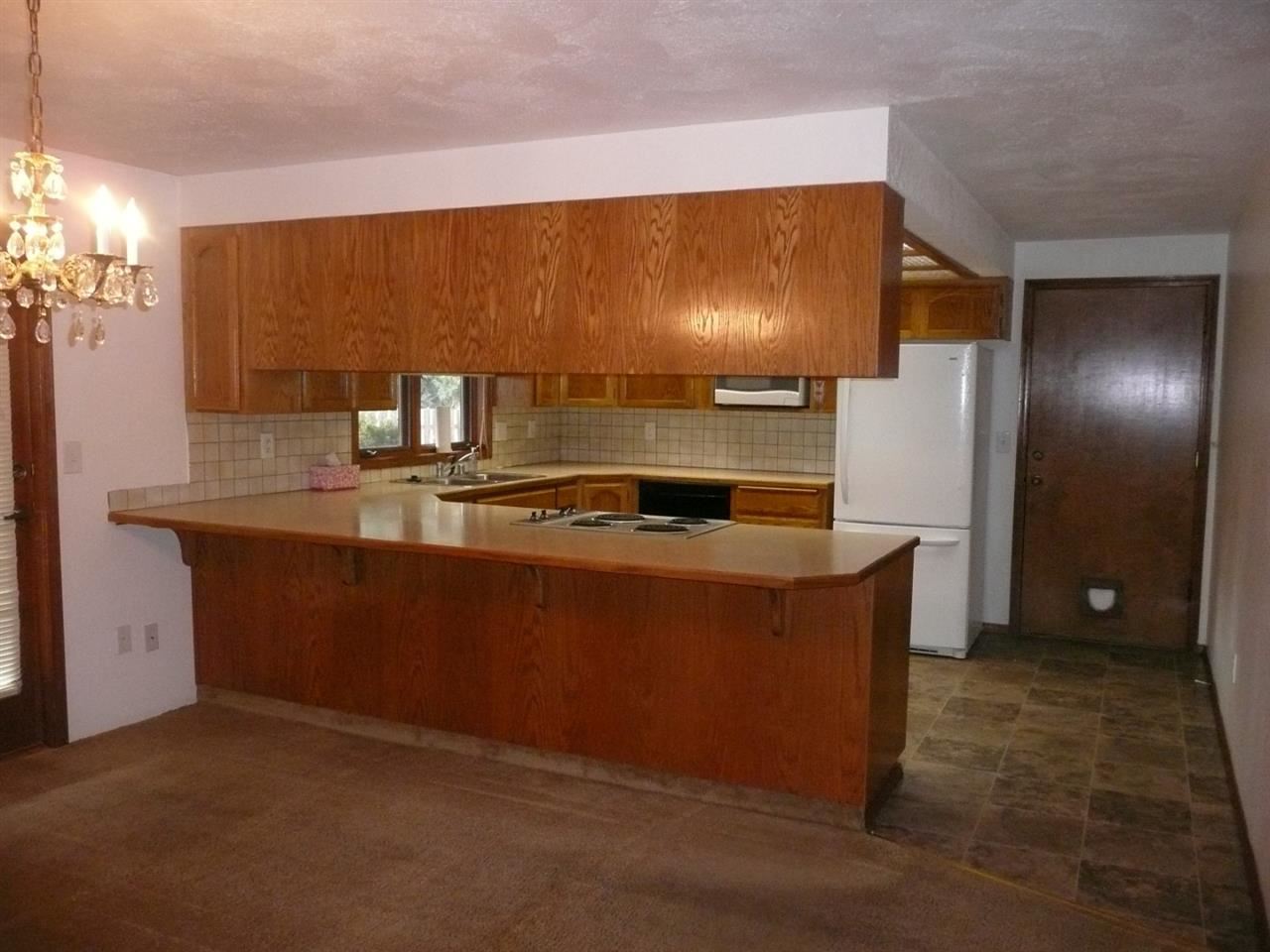 306 Oakland St - Photo 5