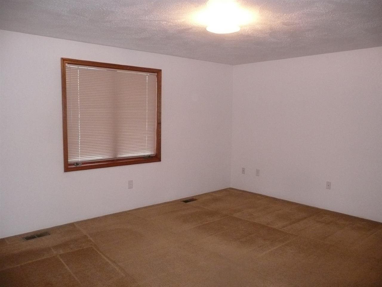 306 Oakland St - Photo 7