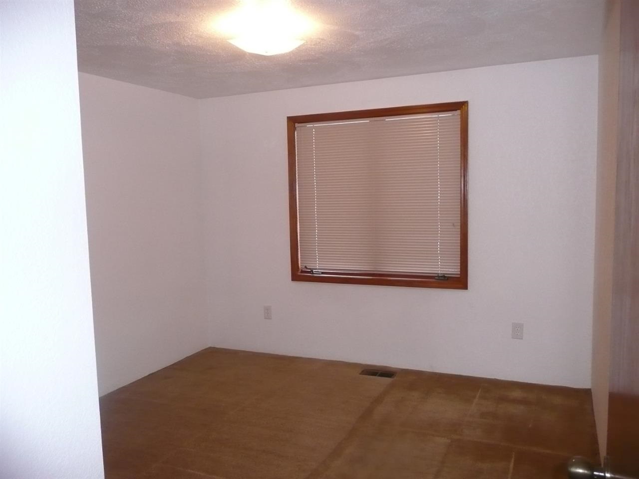 306 Oakland St - Photo 10