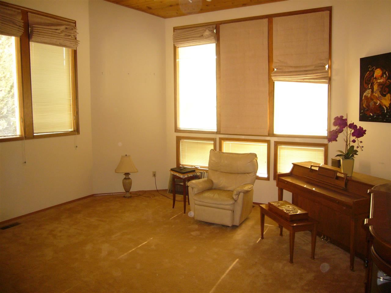 3915 E Myrtle Ct - Photo 9