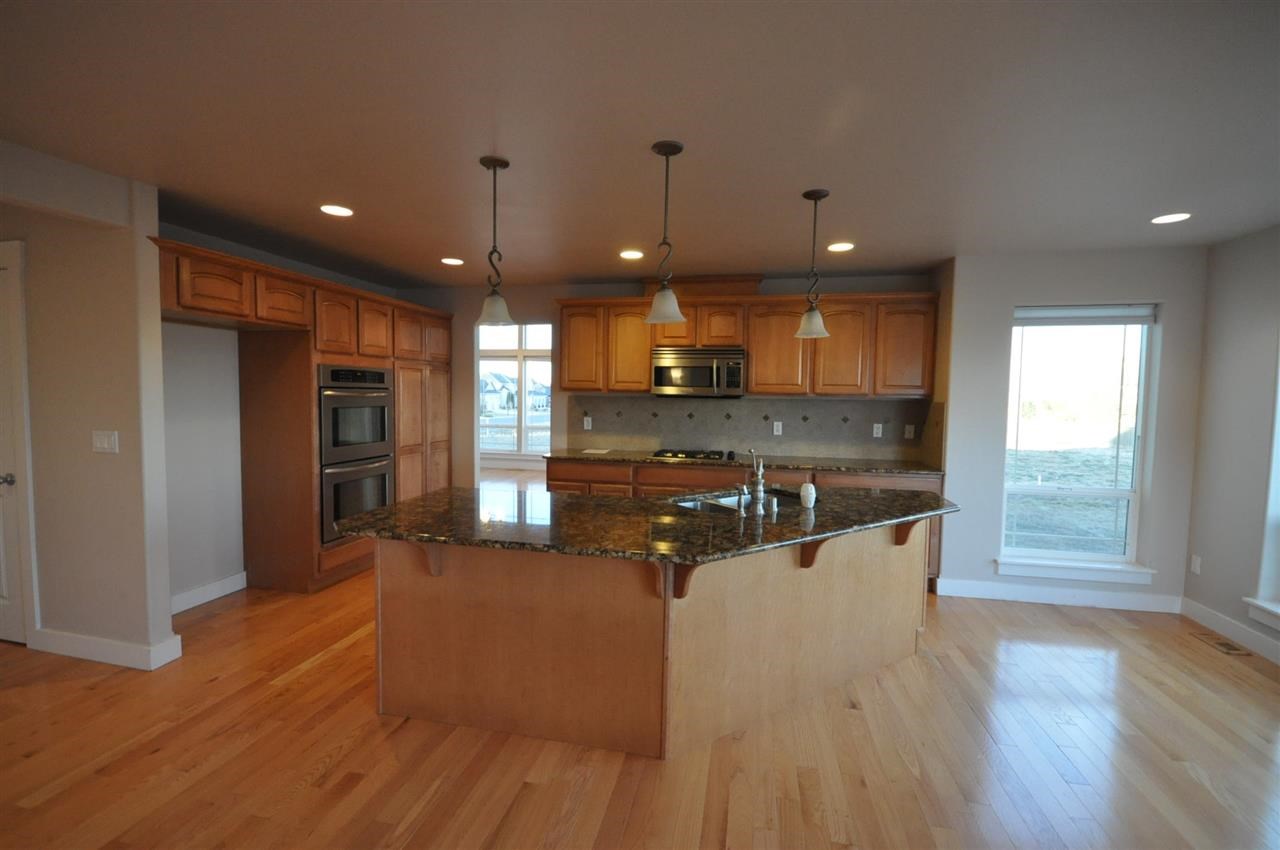 9902 N Northview Ln - Photo 4