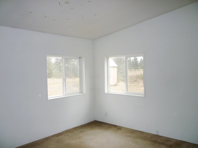 25412 S Columbia Basin Hwy - Photo 8