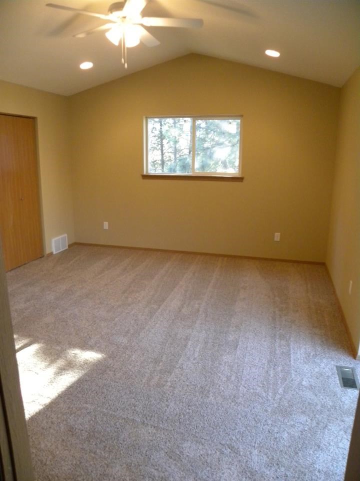 1216 E Carlson Ct - Photo 8