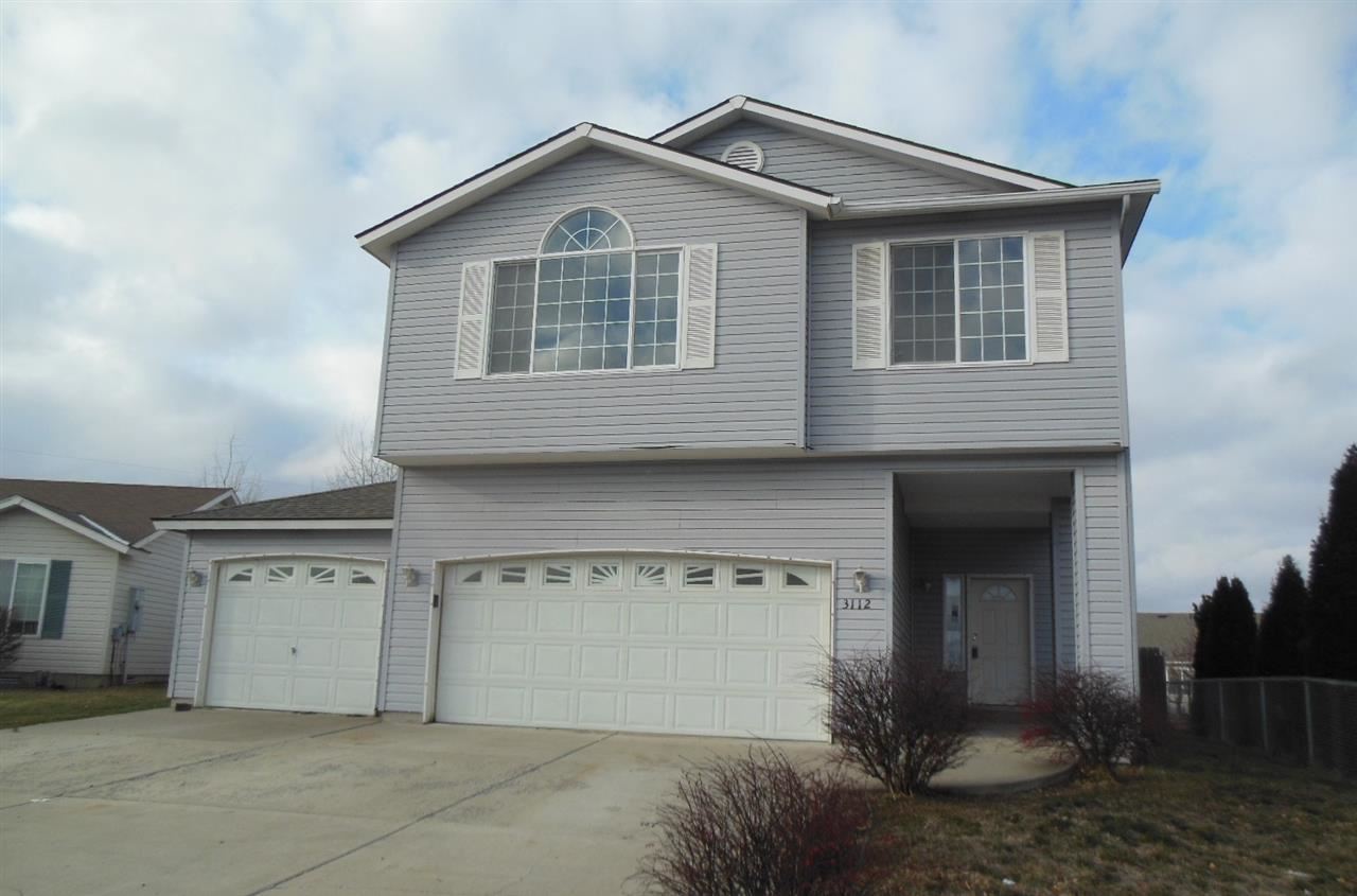 3112 Silverthorn - Photo 1