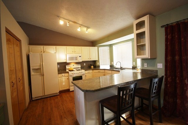 23918 E Maxwell Dr - Photo 5